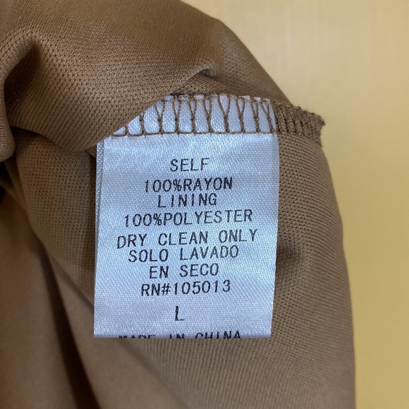 NWT Floral Dress - Picture 5 of 6